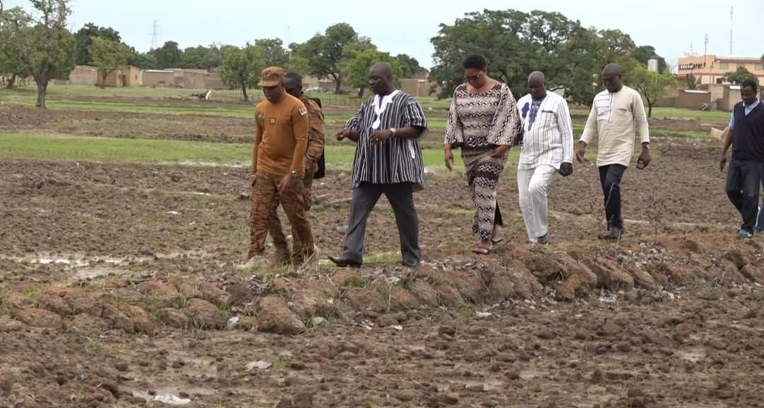 Agriculture : Le nouveau ministre de l’agriculture, Ismaël SOMBIE déjà sur le terrain