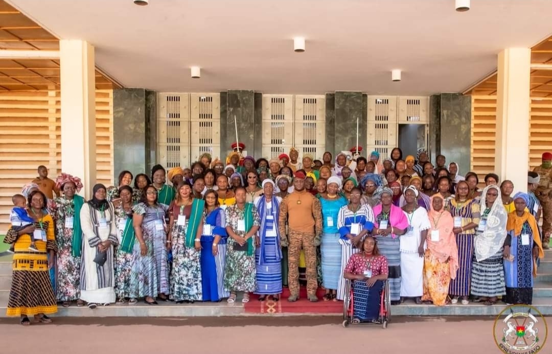 Situation sécuritaire : Les femmes des 13 régions du Burkina chez le chef de l'Etat