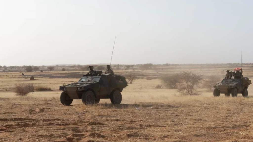 La France a « attisé le feu terroriste » au Sahel, selon un militant nigérien