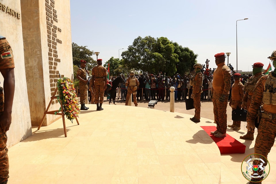 Journée nationale des martyrs : le Chef de l’Etat rend hommage aux héros tombés pour la Nation