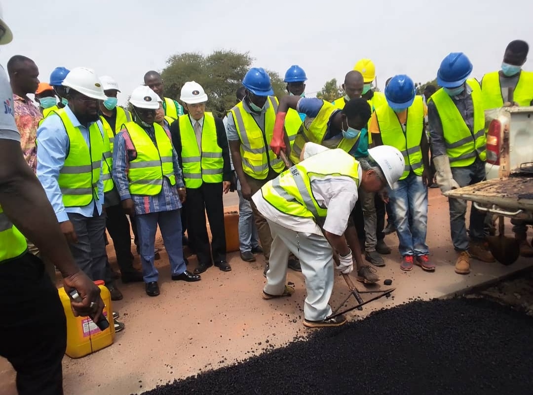 Infrastructures au Burkina :  Le ministre Sorgho relance les travaux de la régie