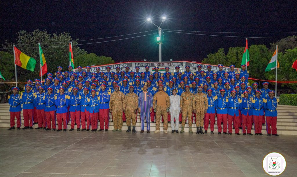 Académie Militaire Georges Namoano : la promotion « Faso Kanu » prête à défendre la patrie jusqu’au sacrifice suprême